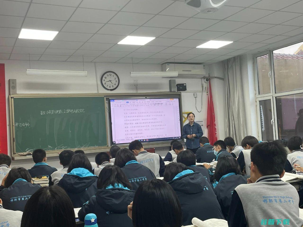 邯郸市二中跳楼事件邯郸市二中跳楼事件