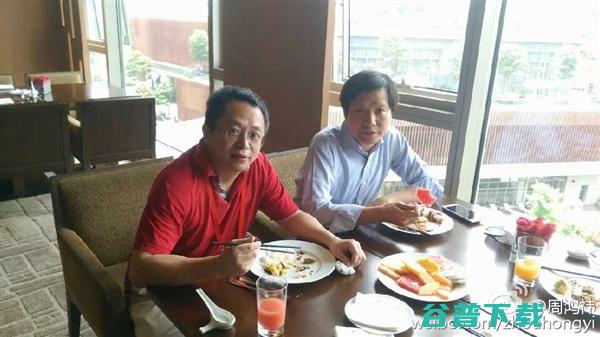 小米回应雷军周鸿祎合影 没聊任何事 (小米回应雷军减持)