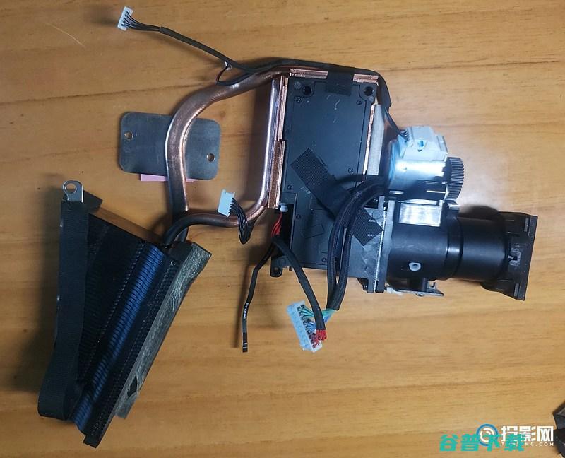 极米z6拆机图解续集一起来看看极米z6的内部结构