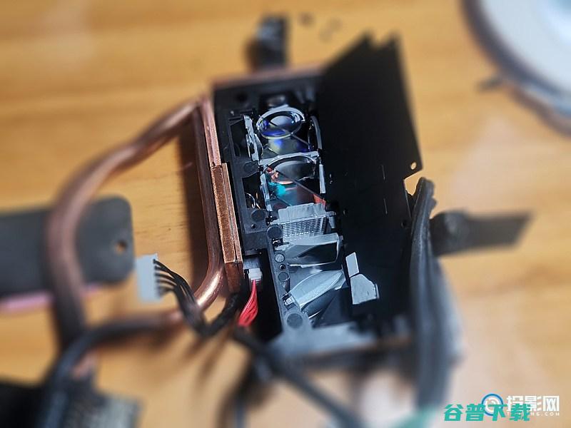 极米z6拆机图解续集一起来看看极米z6的内部结构