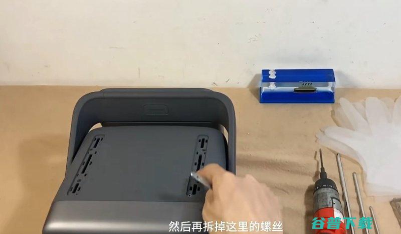 坚果N1拆机全方面拆解带你了解坚果N1