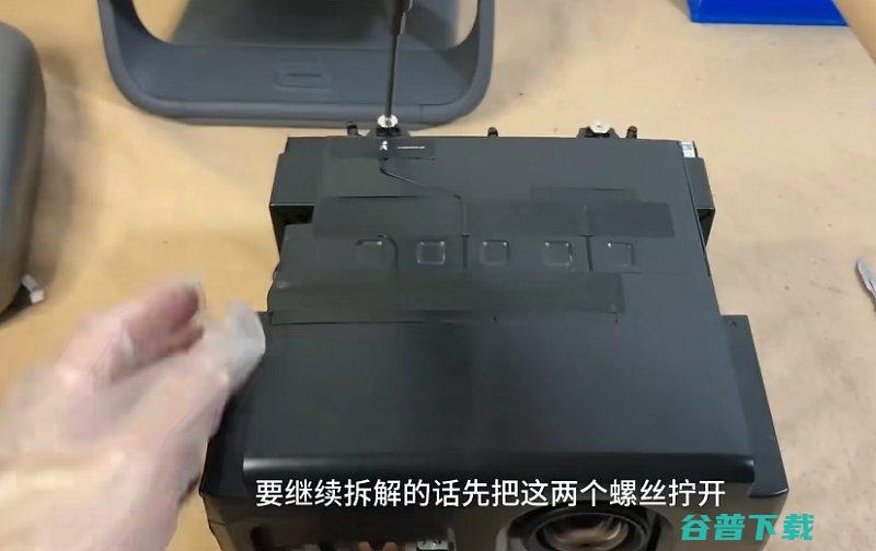 坚果N1拆机全方面拆解带你了解坚果N1