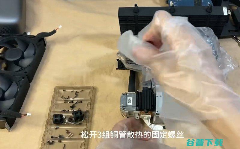 坚果N1拆机全方面拆解带你了解坚果N1