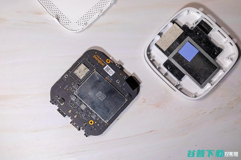 无限制当贝盒子H2拆机解读开机无广告限