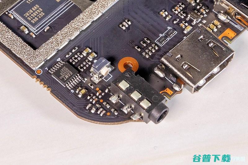 无限制当贝盒子H2拆机解读开机无广告限