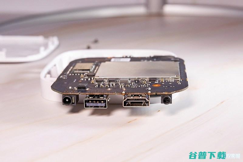 无限制当贝盒子H2拆机解读开机无广告限