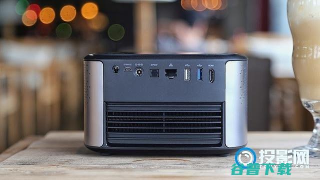 带来大屏的观影震撼坚果J7家用智能投影仪评测观