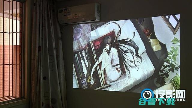 带来大屏的观影震撼坚果J7家用智能投影仪评测观