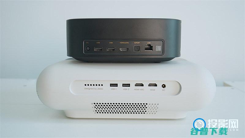 实拍图看看两者有什么区别当贝U1与坚果O1S外观