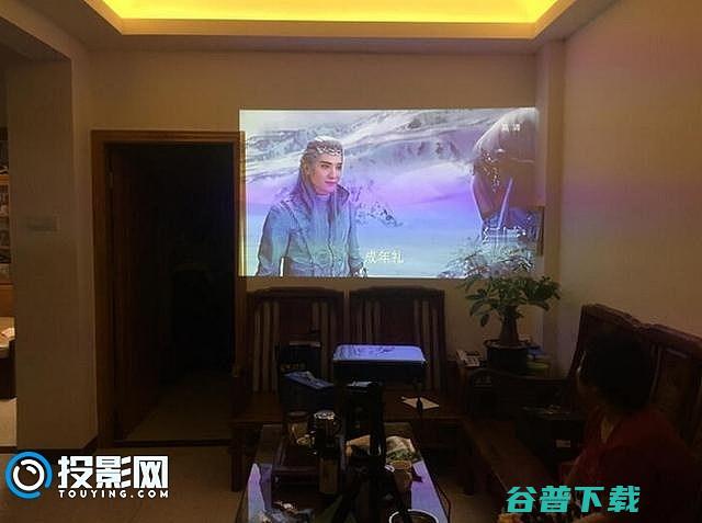 哪个更有优势和坚果X1智能微投对比评测酷乐视S3
