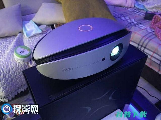 哪个更有优势和坚果X1智能微投对比评测酷乐视S3