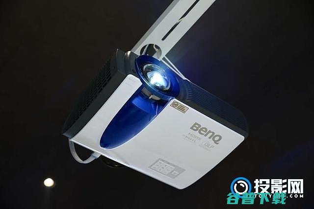 明基BenQ激光商务投影机正式发售明基benq公司