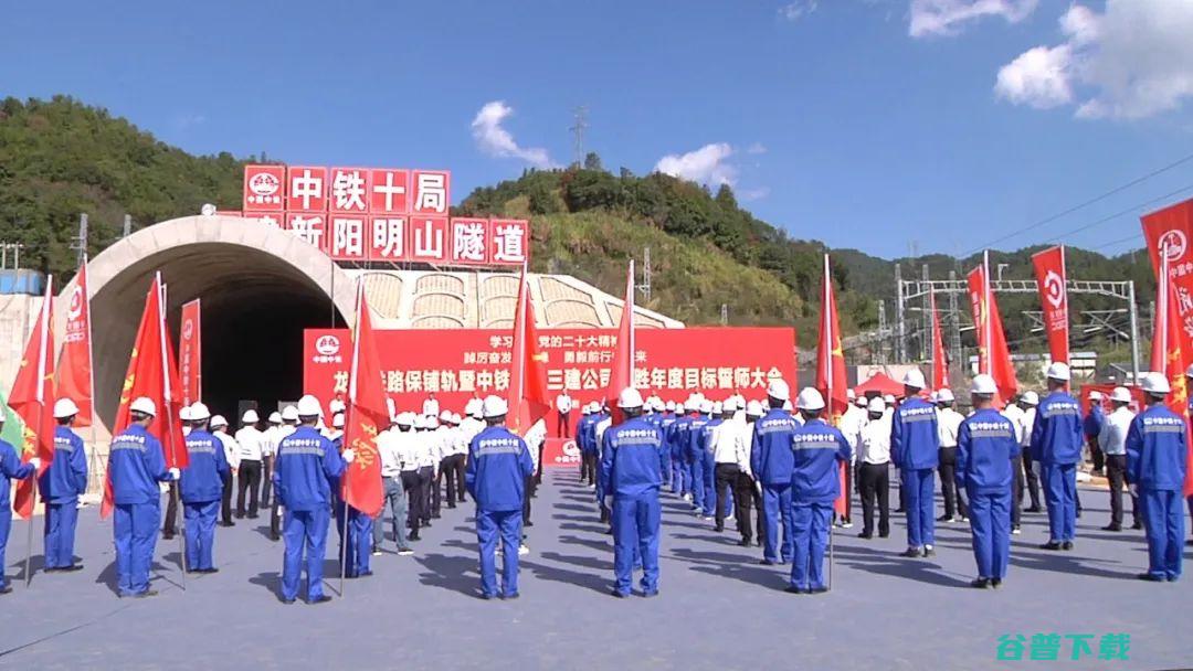 中铁十局三建公司1999年辞退的企业合同工国家是否有些补偿