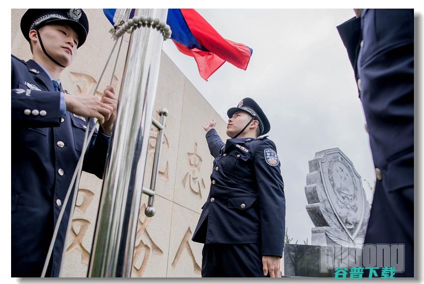 上海公安派出所公务员民警月工资有多少 (上海公安派出所上班时间)