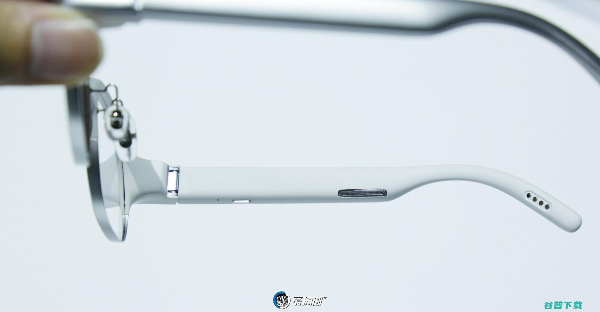 当日最佳，OPPO Air Glass 2眼镜上手：接近无感的AR体验