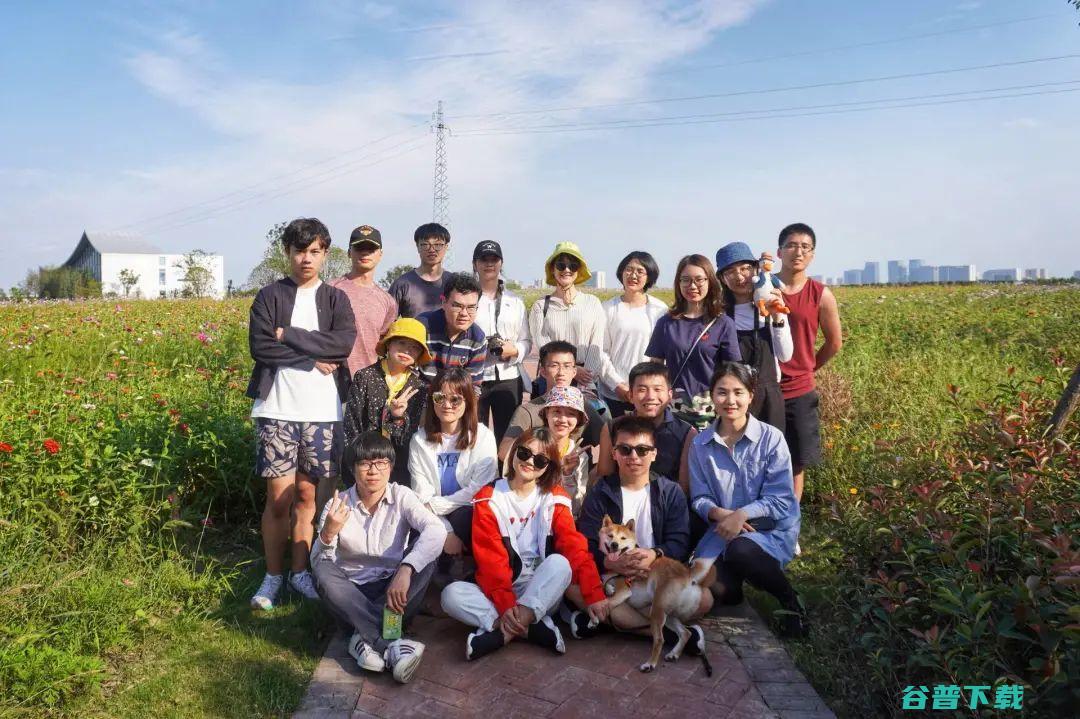 ALBERT一作蓝振忠：从离职回到西湖大学，只为打造24小时在线的「心理咨询师」