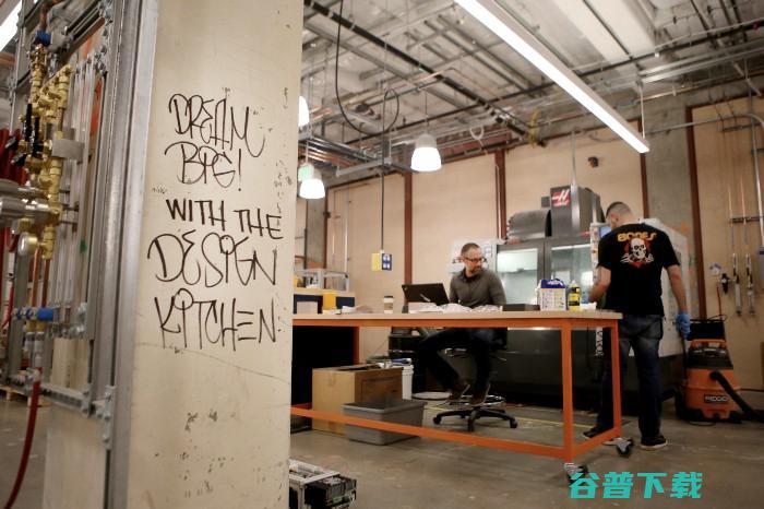 为人工智能赋予机器人躯体的“登月计划”项目，倒在具身智能热潮之前