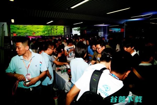 智能硬件蛋年大会南飞深圳，太火鸟整合南北资源
