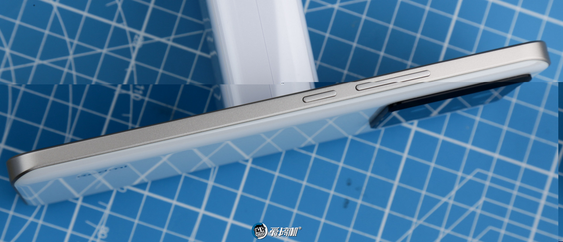 的复仇，Redmi K60至尊版评测：2599元起的天玑9200+