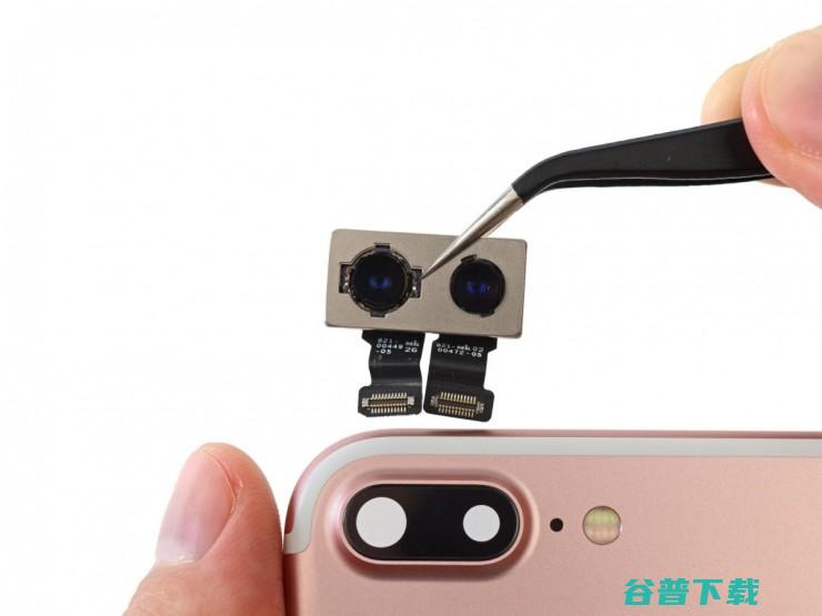 i 7 Plus 拆解：接口去哪儿了
