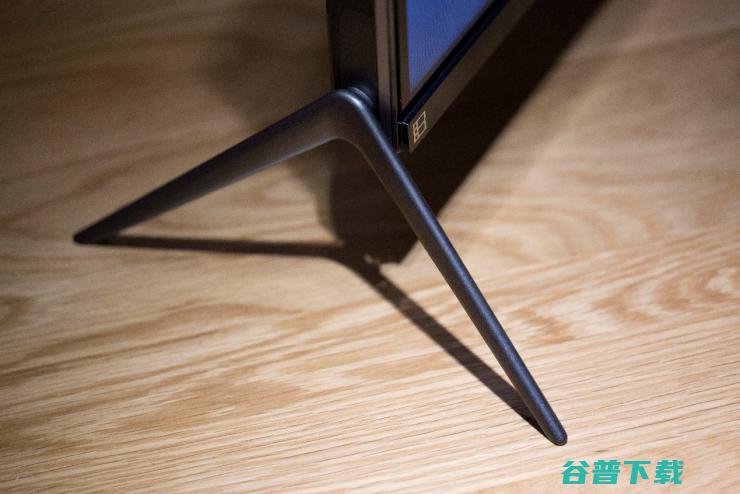 争夺客厅娱乐中心的一役——暴风AI电视7