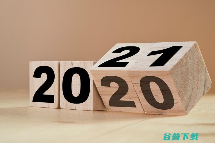 中国智能手机行业 2020 年鉴：绝地求生，无问西东