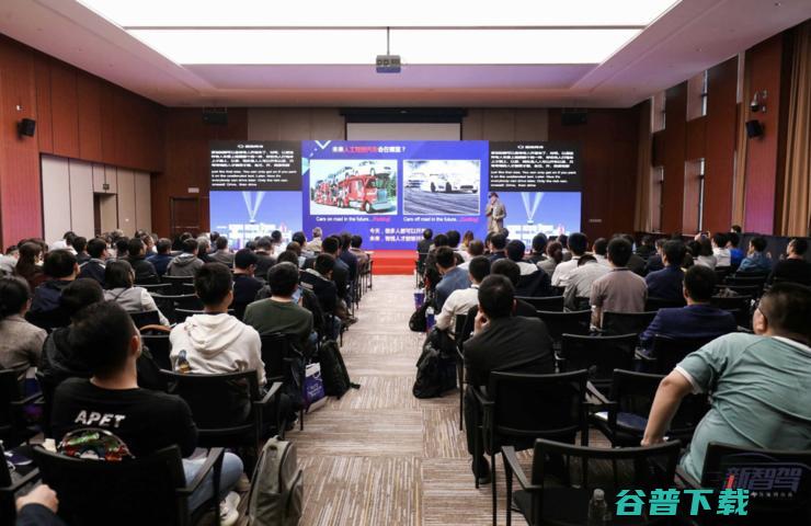 自动驾驶没有寒冬，追求量产与的“渐进式”路线已成主旋律 | 2019 AI+智能汽车创新峰会
