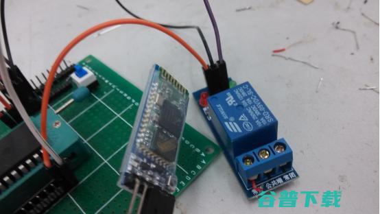 “威力巨大的”电磁炮，创客也要来一发了！