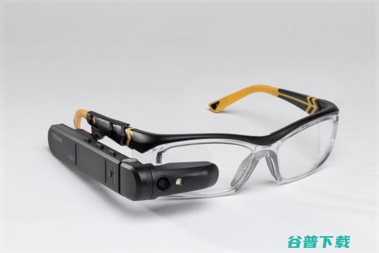 东芝发布运行Win 10的AR眼镜，它和Google Glass企业版有哪些异同？