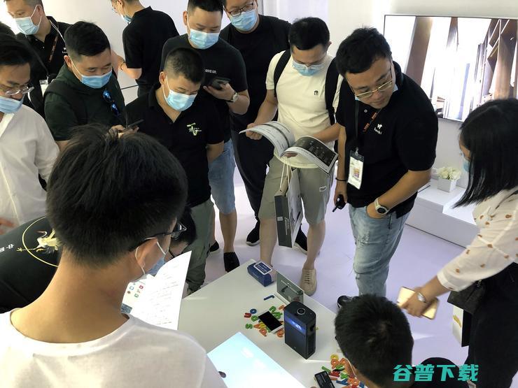 哈奇智能亮相智能家居展，四大解决方案定义智慧人居
