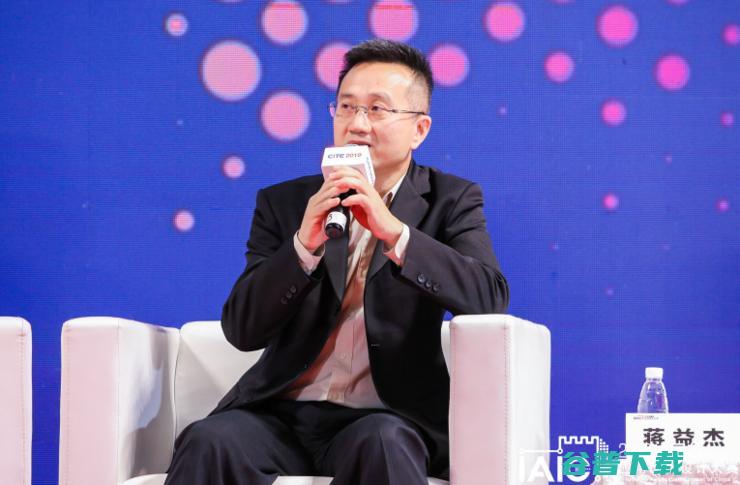 芯片进口总额突破3000亿美元，中国芯及AI芯片要强大缺什么？