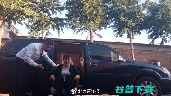 完胜人类后，AlphaGo 正式从棋坛 “退役”；支付宝刷脸支付半年后推出 | 雷锋早报