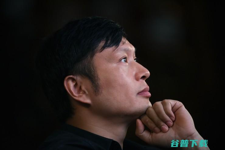 我们问了他13个问题 深访迅雷CEO陈磊 (我们问了他的几位邻居那时他们在做什么英语)