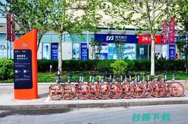 易到三位联合创始人集体宣布辞职；小程序入口再扩大，公众号可关联不同主体小程序 | 雷锋