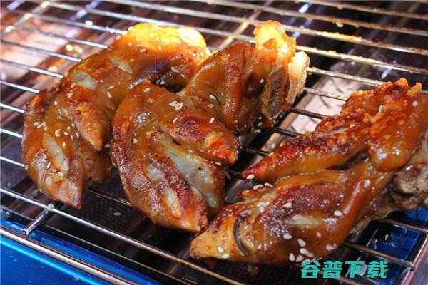 加盟烤猪蹄需要多少钱呢 (加盟烤猪蹄需要加盟吗)