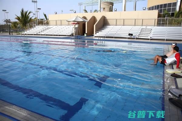 揭秘世界最土豪：不要学费每年给20万 社会资讯 第5张