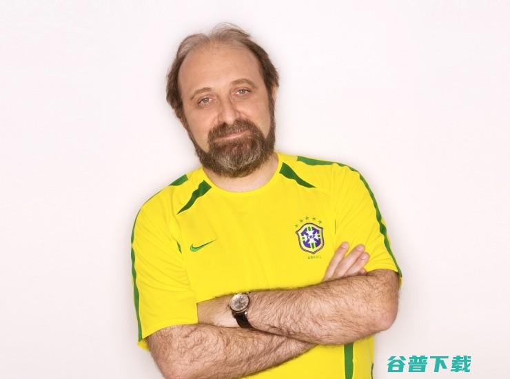 专访脑机接口研究先驱米格尔 • 尼科莱利斯：马斯克的观点我不同意