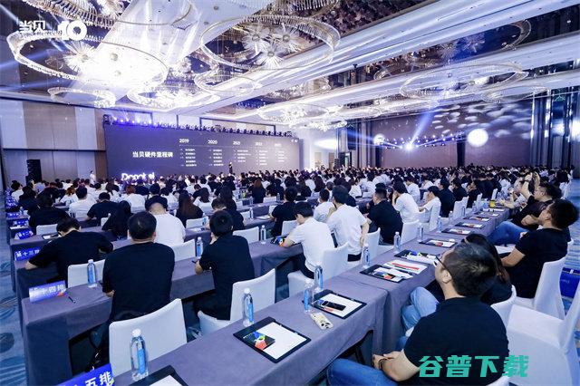 当贝十周年新品会成功举办 当贝X5 Ultra超级全色激光投影正式