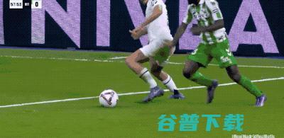 8分钟双响！姆巴佩破荒点燃伯纳乌2-0拿下苦主落后巴萨4分|西甲|贝蒂斯|巴塞罗那队|皇家马德里|基利安·麦巴比|埃内斯托·巴尔韦德|圣地亚哥·伯纳乌球场