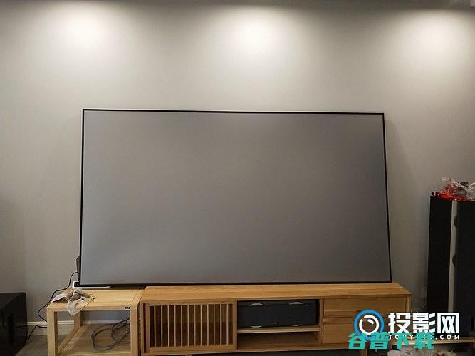 抗光灰幕布和白墙的投影效果对比实测的干货抗光