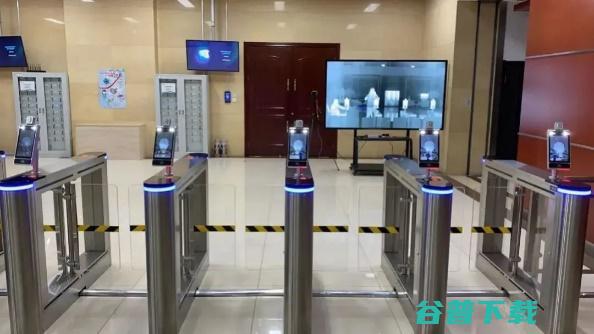 多目标追踪MOT国际竞赛榜单出炉，小视科技荣登榜首，8项指标第一！