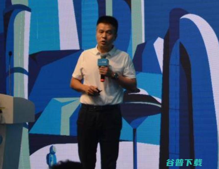 商用清洁机器人江湖：16 位创业者「同台竞技」