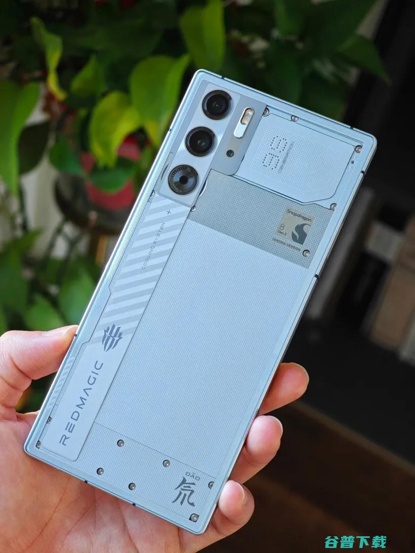 目标“性能之王”，K70至尊版预热 | 1299起的骁龙685， SE发布|红魔9S Pro外观公布