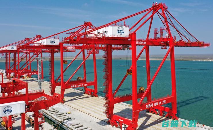 飞步科技车路云应用南通港，自动驾驶集卡车队已实现编组作业