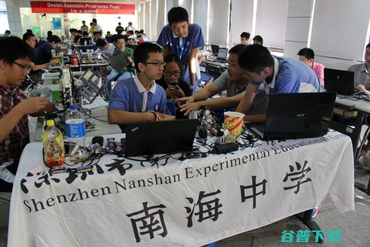 创马校园赛丨站第二天现场花絮：创客进行时