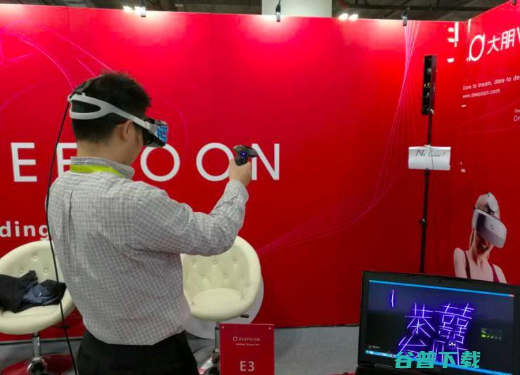 CES AR/VR 产品盘点：这场科技秀你打几分？| CES 2017