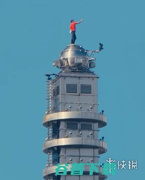 生死直播：无保护徒手攀登台北101，Alex再续神话