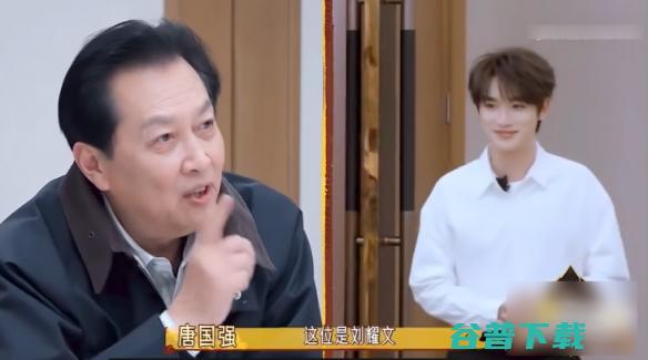 核弹，“七旬小伙”勇闯内娱