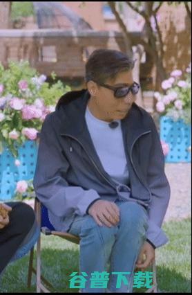 没有人会一直捅娄子，除非他是李乃文！